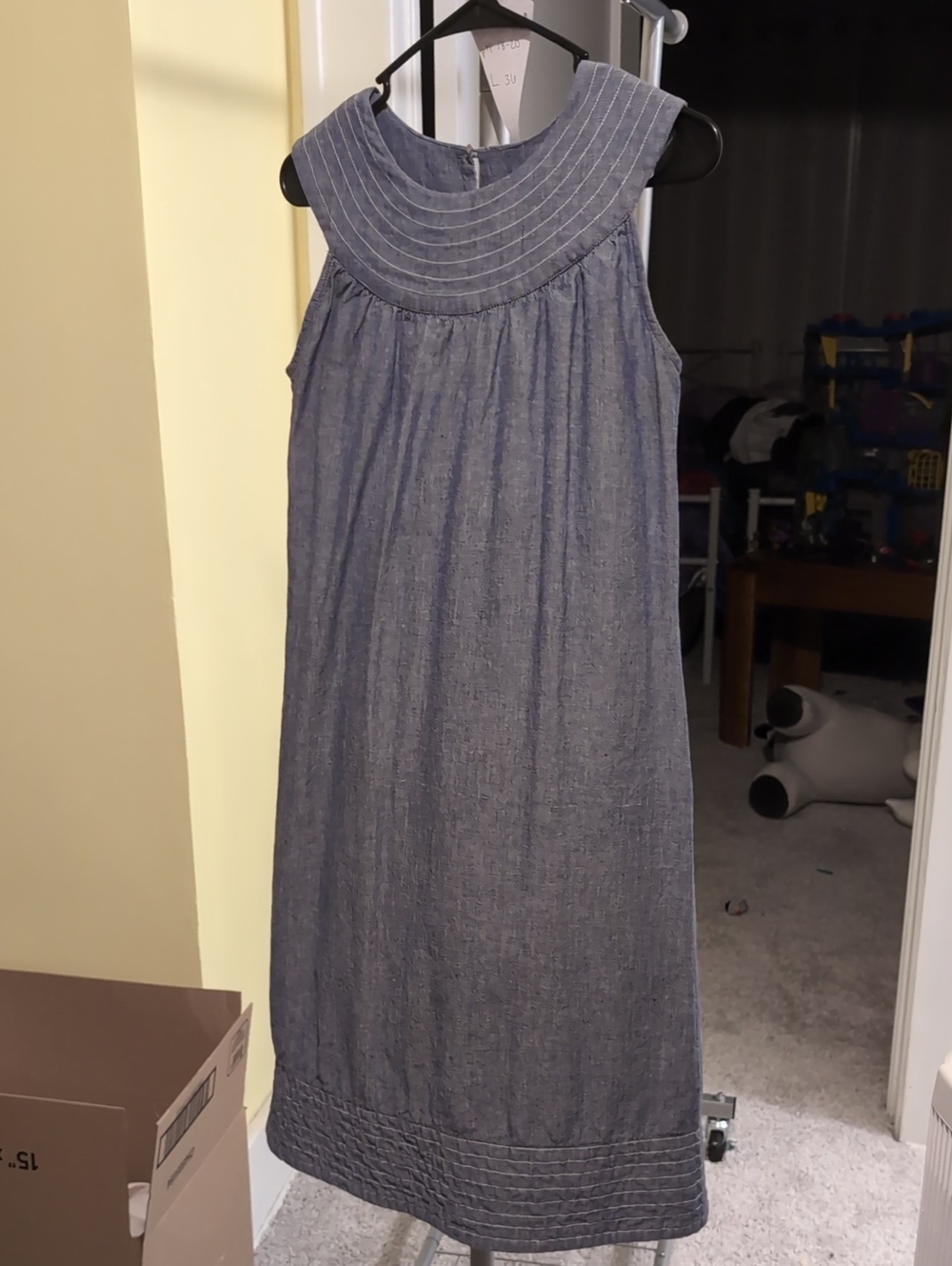 Chadwicks Sleeveless Chambray Midi Dress in Blue